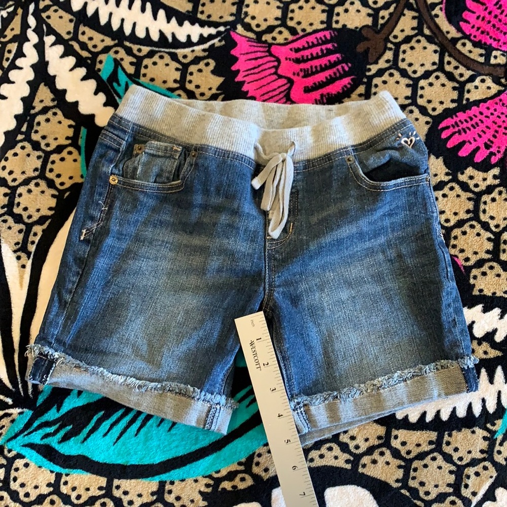 Justice Shorts with electric cotton waist